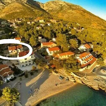 Ana Exclusive * Jelsa (Hvar)